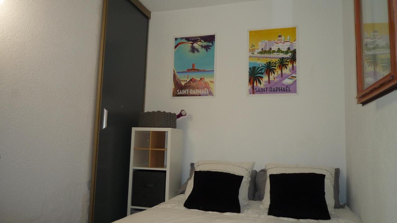 Appartementfrontdemersaintraphaelsantalucia Exterior photo